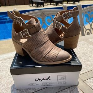 Qupid Booties